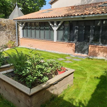 L'Inattendu Saint-Sébastien-sur-Loire Exteriör bild
